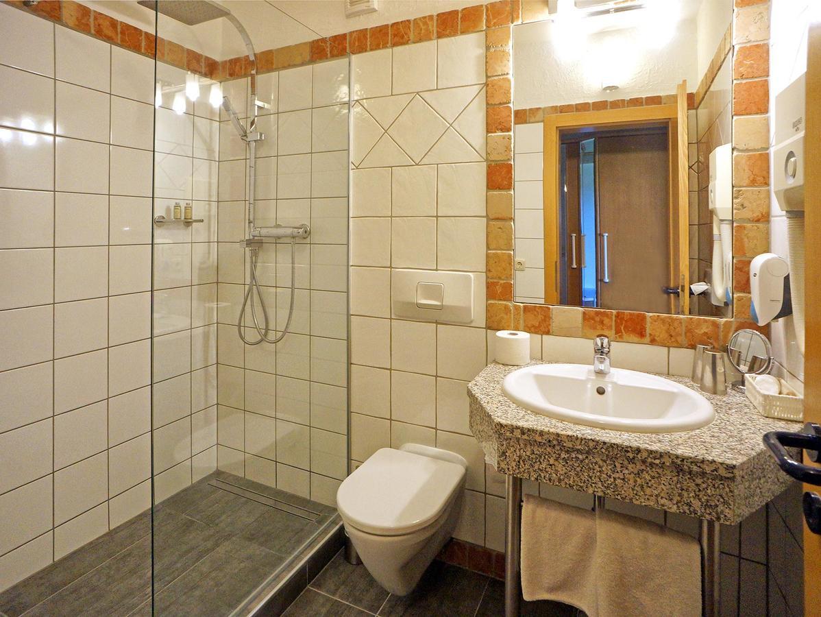 Boutique Hotel Loipenhof Loipersdorf bei Fuerstenfeld Bagian luar foto